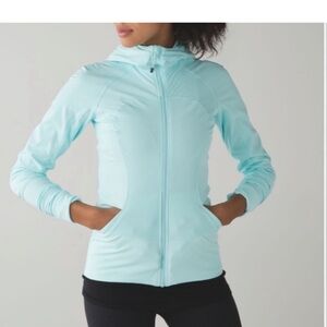 LILULEMON ZIP UP JACKET IN ANGEL SZ 8.